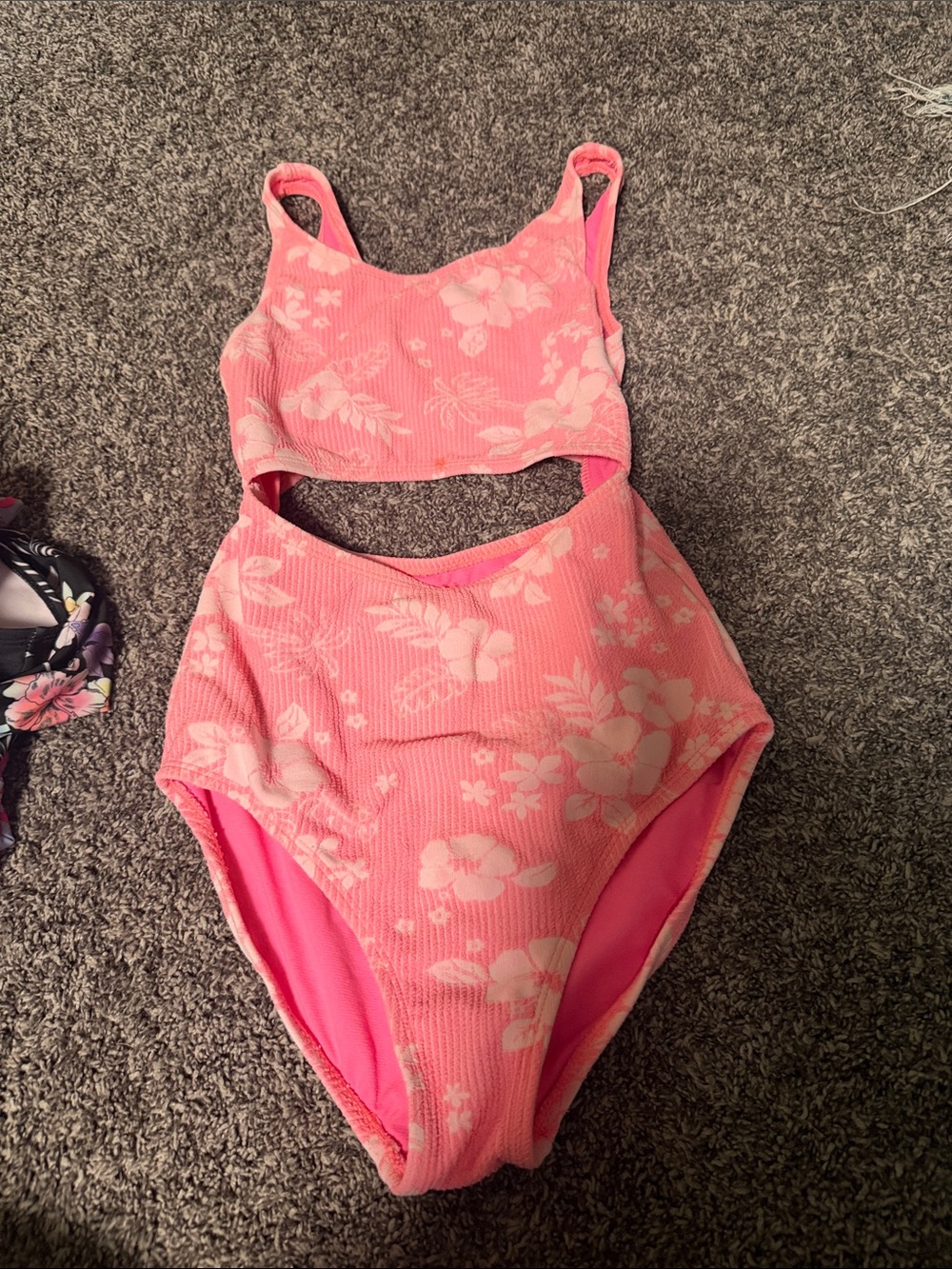 10 piece : Girls swim suit bundle! Size 10/12 w/ 3 swim cover ups! - Picture 14 of 16